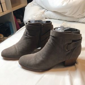 Giani Bernini Shoes - Giani Bernini booties size 7 Giani Bernini Shoes - Giani Bernini booties size 7